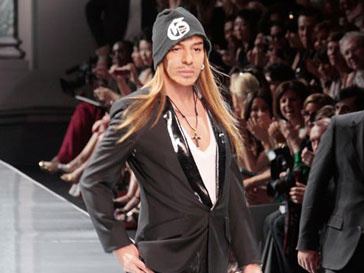 На пост Джона Гальяно (John Galliano) нашли нового человека На пост Джона Гальяно (John Galliano) нашли нового человека