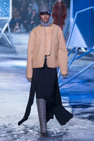 Показ H&M Studio осень-зима 2015 Показ H&M Studio осень-зима 2015