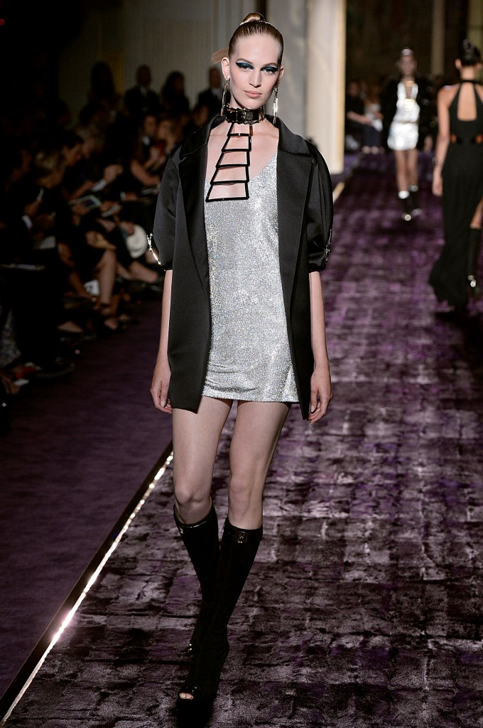 В Париже прошел показ Atelier Versace