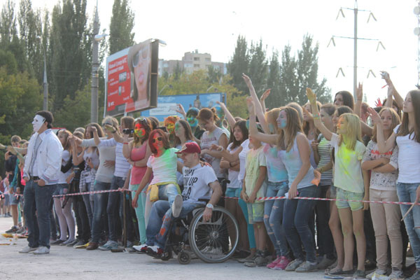 фестиваль красок в самаре 2014 фестиваль красок в самаре 2014