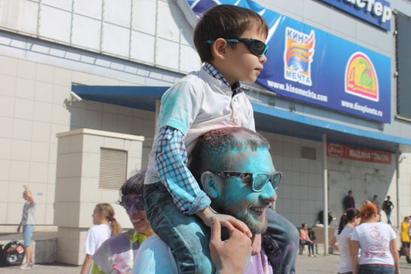 фестиваль красок в Самаре 2014 фестиваль красок в Самаре 2014