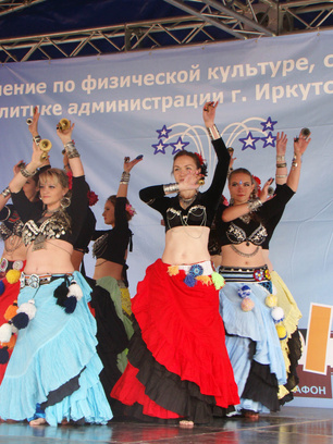 Танцы на сквере - 2014