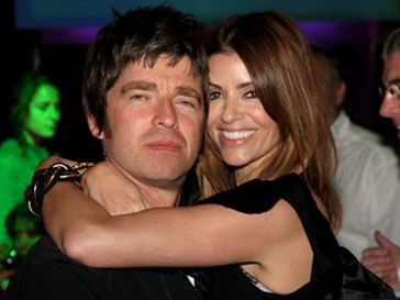 Ноэль Галлахер (Noel Gallagher) сделал предложение своей подруге Ноэль Галлахер (Noel Gallagher) сделал предложение своей подруге