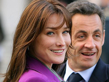 Карла Бруни (Carla Bruni) и Николя Саркози (Nicolas Sarkozy) раздражают французов Николя Саркази, Карла Бруни,