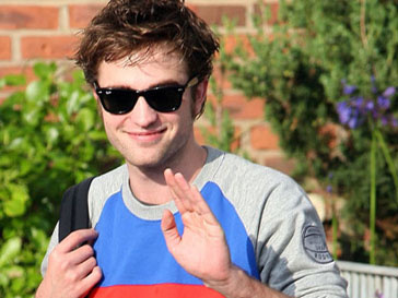 Роберт Паттинсон (Robert Pattinson) любит старые английские традиции Роберт Паттинсон (Robert Pattinson) любит старые английские традиции