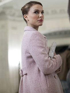 Натали Портман (Natalie Portman), кадр из фильма "Черный лебедь". Натали Портман (Natalie Portman), кадр из фильма "Черный лебедь"