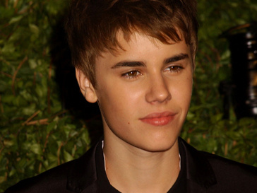 1 марта Джастин Бибер (Justin Bieber) празднует свой день рождения 1 марта Джастин Бибер (Justin Bieber) празднует свой день рождения