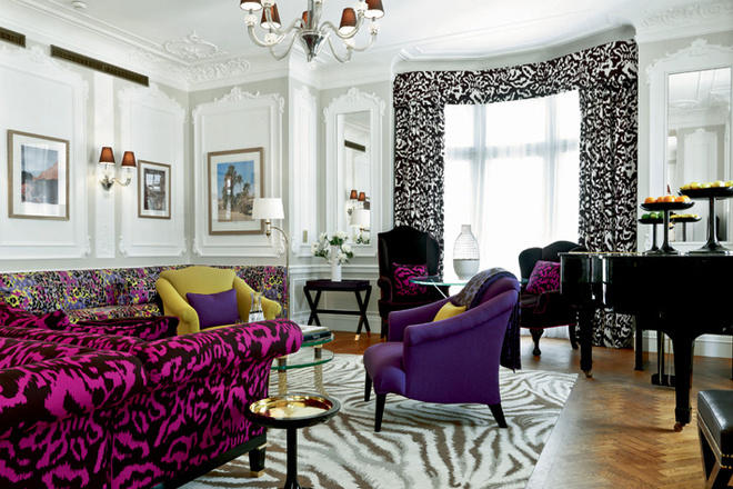 В 2012 году отель Claridge’s отметит свое двухсотлетие. Встречать юбилей он будет в «новом платье» от Дианы фон Фюрстенберг. В 2012 году отель Claridge’s отметит свое двухсотлетие. Встречать юбилей он будет в «новом платье» от Дианы фон Фюрстенберг.