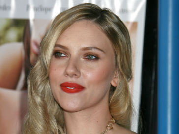 Хакер, укравший снимки Скарлет Йоханссон (Scarlett Johansson), пойман полицией Хакер, укравший снимки Скарлет Йоханссон (Scarlett Johansson), пойман полицией
