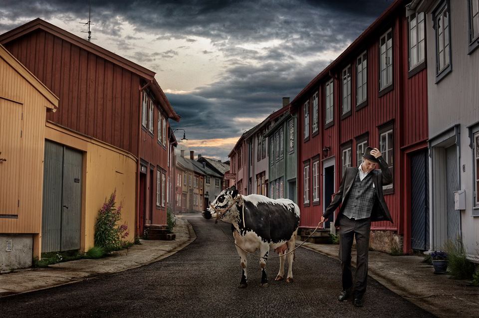 Рёрус — старинный шахтерский город... Рёрус — старинный шахтерский город...