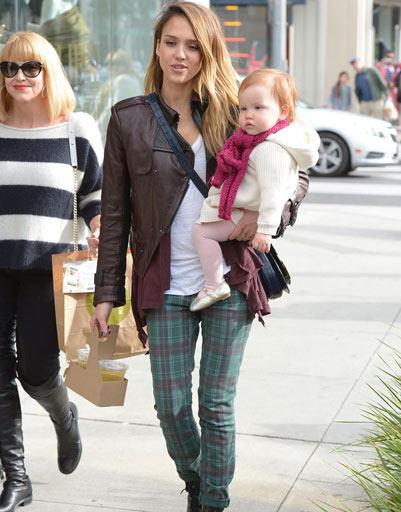 Как носить самые модные брюки весн... Как носить самые модные брюки весн...