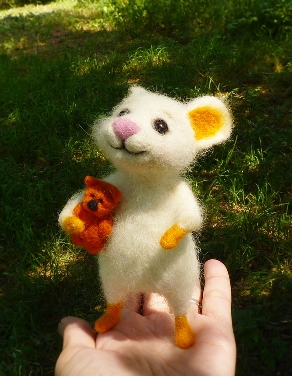 Вчера родился вот такой малыш Вчера родился вот такой малыш