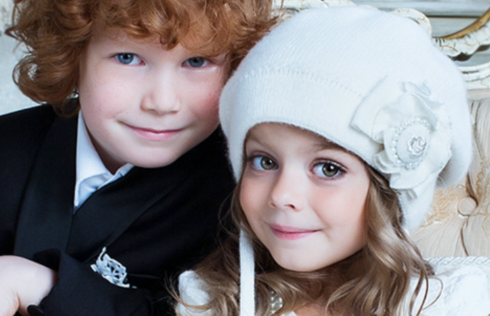 Превосходные детские шапочки, ярки... Превосходные детские шапочки, ярки...