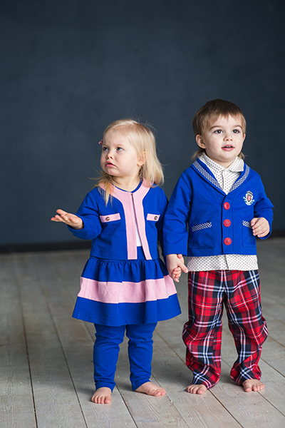 Уникальные комбинезоны для малышей, заменяющие комплект одежды из трех предметов. Красивые, модные и очень практичные Уникальные комбинезоны для малышей, заменяющие комплект одежды из трех предметов. Красивые, модные и очень практичные