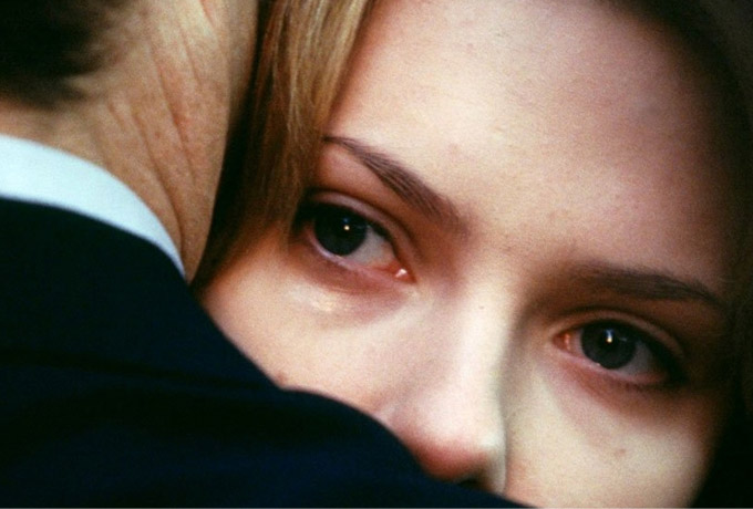 Некоторые люди, независимо от того как сильно мы тянемся к ним, того не стоят. Некоторые люди, независимо от того как сильно мы тянемся к ним, того не стоят.