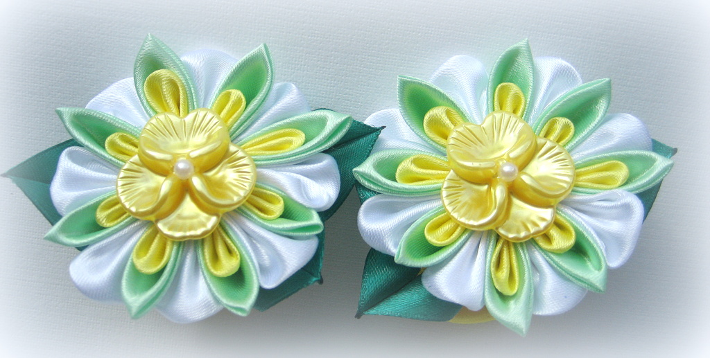 Бантики, резиночки и ободки для девочек Бантики, резиночки и ободки для девочек