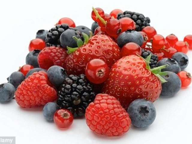 СКОЛЬКО ЯГОД в 1 литре (в литровой банке) СКОЛЬКО ЯГОД в 1 литре (в литровой банке)