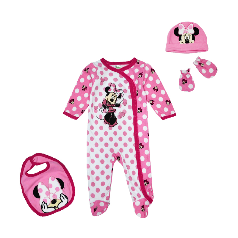 Приобретая одежду для своей крохи, молодая мама встает перед нелегким выбором: на прилавках магазинов лежит много красивых вещей, но как выбрать по-настоящему качественную одежду? Приобретая одежду для своей крохи, молодая мама встает перед нелегким выбором: на прилавках магазинов лежит много красивых вещей, но как выбрать по-настоящему качественную одежду?