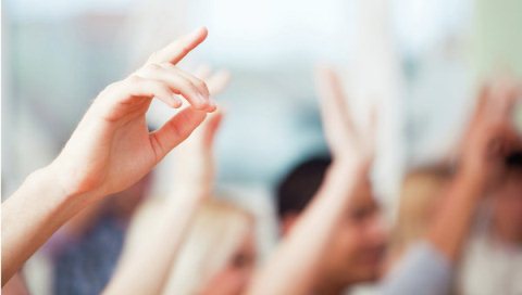 Может ли жена пожить одна...? Может ли жена пожить одна...?