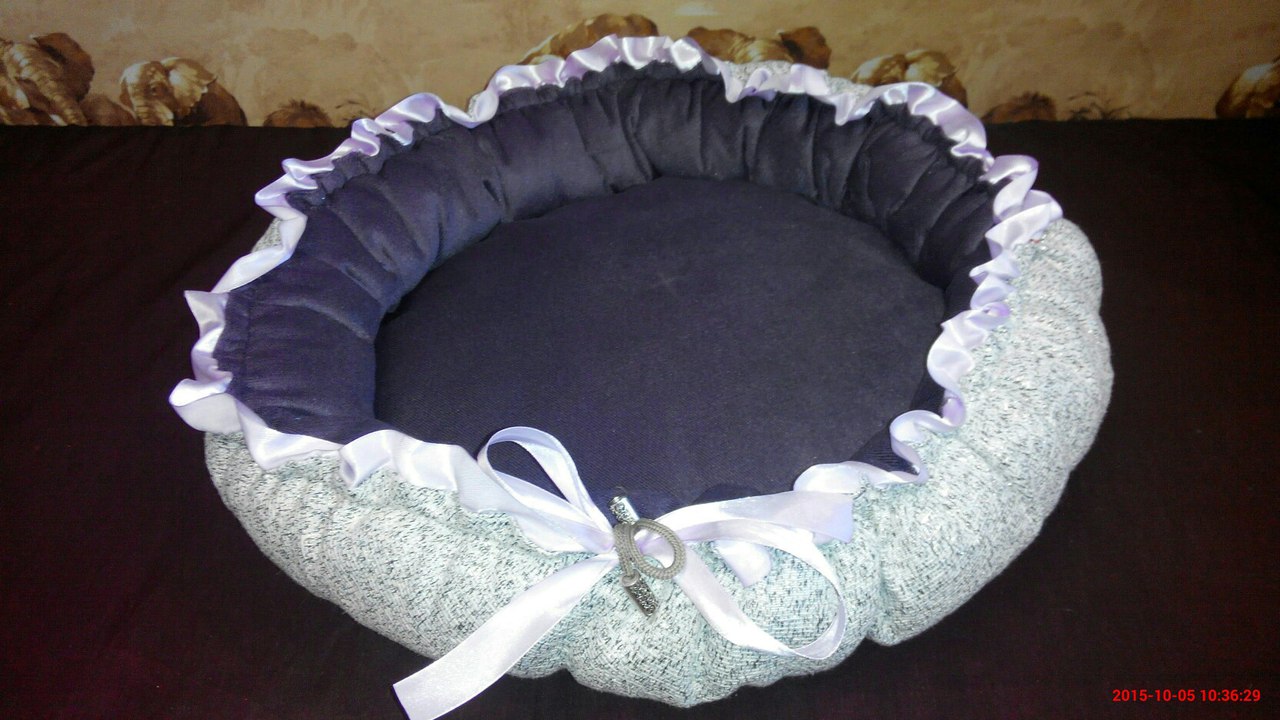 Лежанки для Ваших питомцев. Лежанки для Ваших питомцев.