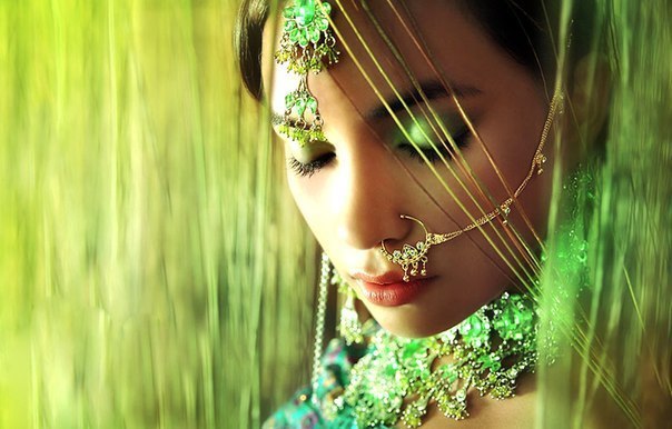 На Востоке мужчины не позволяют женщинам работать. Почему На Востоке мужчины не позволяют женщинам работать. Почему