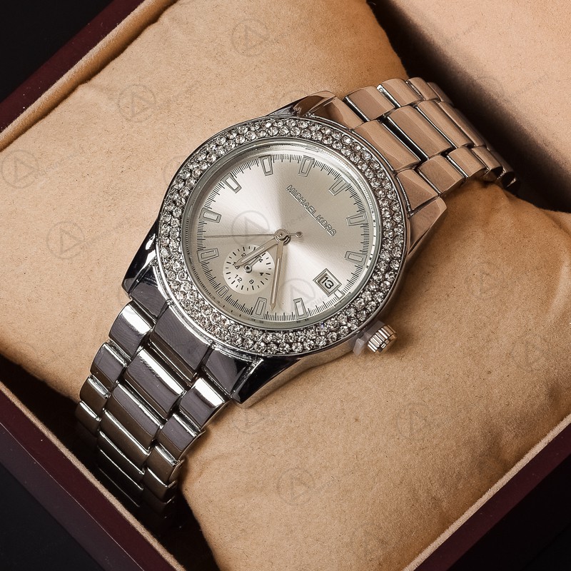 Сбор заказов. Много брендовых часов, солнцезащитных очков сумок и полюбившим всем расчесок tangleteezer. Готовимся к лету 2016 . Выкуп 7 Сбор заказов. Много брендовых часов, солнцезащитных очков сумок и полюбившим всем расчесок tangleteezer. Готовимся к лету 2016 . Выкуп 7