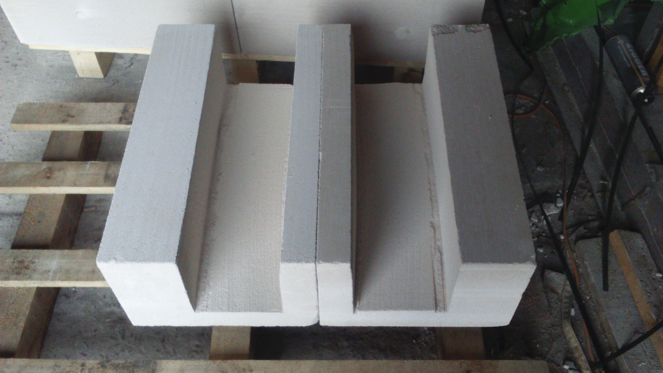 П-образный блок П-образный блок