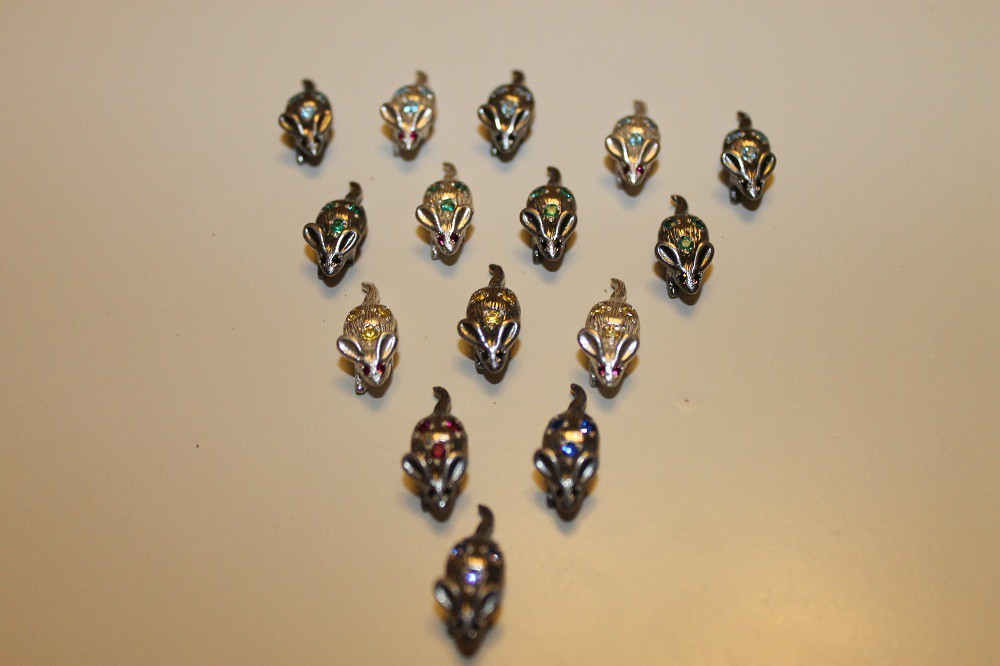 Этот талисман розыграем!!!! Кошельковые мыши и ложки-загребушки! Серебряные подарки и сувениры на любой вкус! Участвуем в розыгрыше! Этот талисман розыграем!!!! Кошельковые мыши и ложки-загребушки! Серебряные подарки и сувениры на любой вкус! Участвуем в розыгрыше!