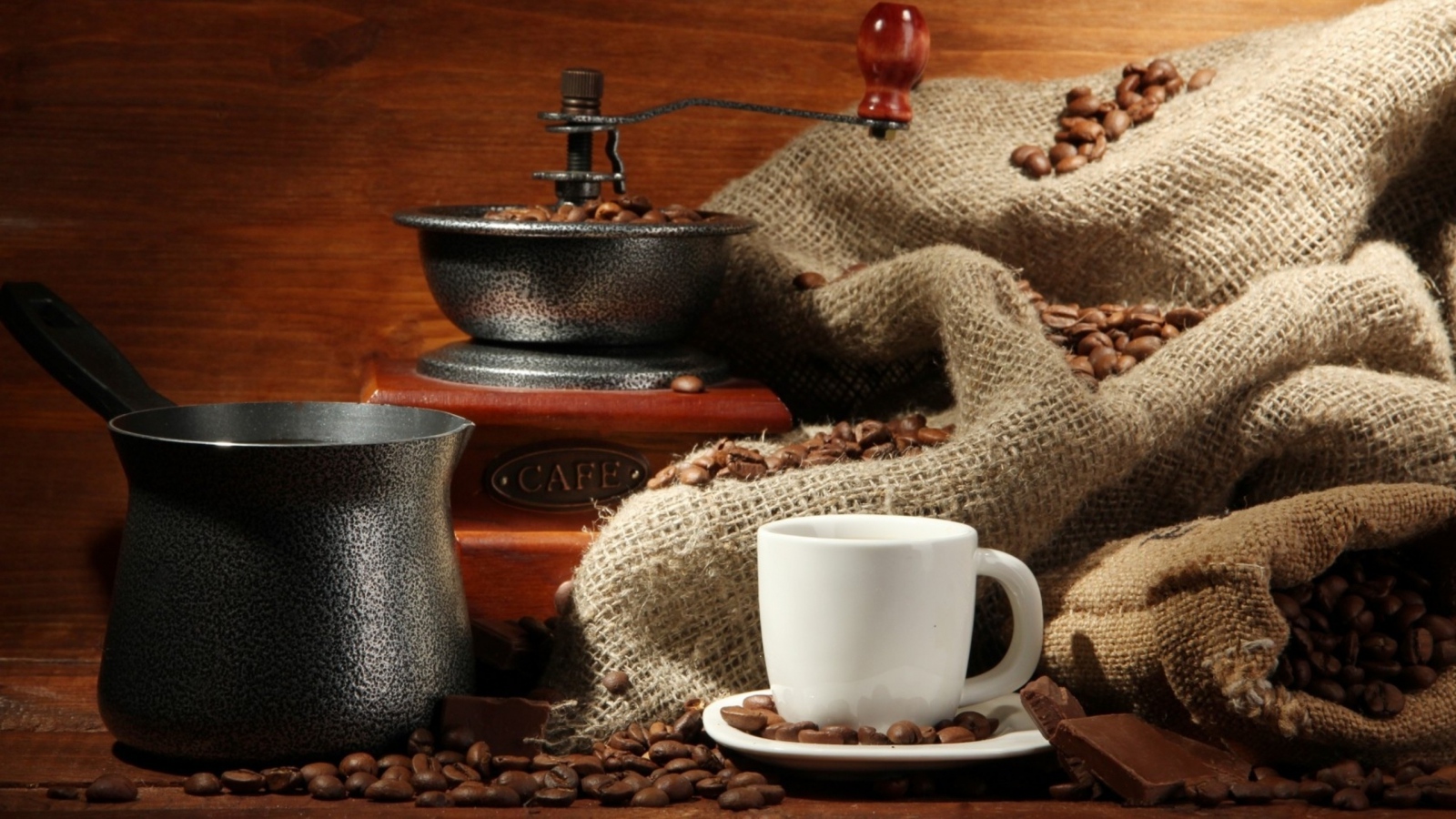 Рекомендую! Свежеобжаренный кофе по лучшим ценам, листовой чай, сиропы и сопутствующие товары Рекомендую! Свежеобжаренный кофе по лучшим ценам, листовой чай, сиропы и сопутствующие товары