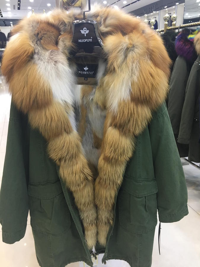 ПАРКИ НАТУРАЛЬНЫЙ МЕХ ЛИСЫ ПЕСЦА! ХИТ! ПАРКИ НАТУРАЛЬНЫЙ МЕХ ЛИСЫ ПЕСЦА! ХИТ!