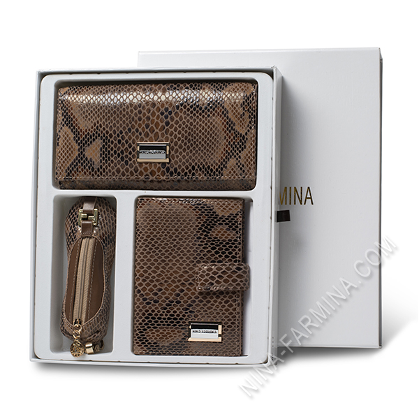 Сбор заказов. Распродажа!!! Цены от 250 р. на изделия из нат. кожи! Экспресс сбор!Ни*на-Фар*ми*на - стильные, яркие аксессуары, широкий выбор женских, мужских сумок и мелкой кожгалантереи из натуральной кожи по низким ценам!Выкуп 10 в 2016 г.! Сбор заказов. Распродажа!!! Цены от 250 р. на изделия из нат. кожи! Экспресс сбор!Ни*на-Фар*ми*на - стильные, яркие аксессуары, широкий выбор женских, мужских сумок и мелкой кожгалантереи из натуральной кожи по низким ценам!Выкуп 10 в 2016 г.!