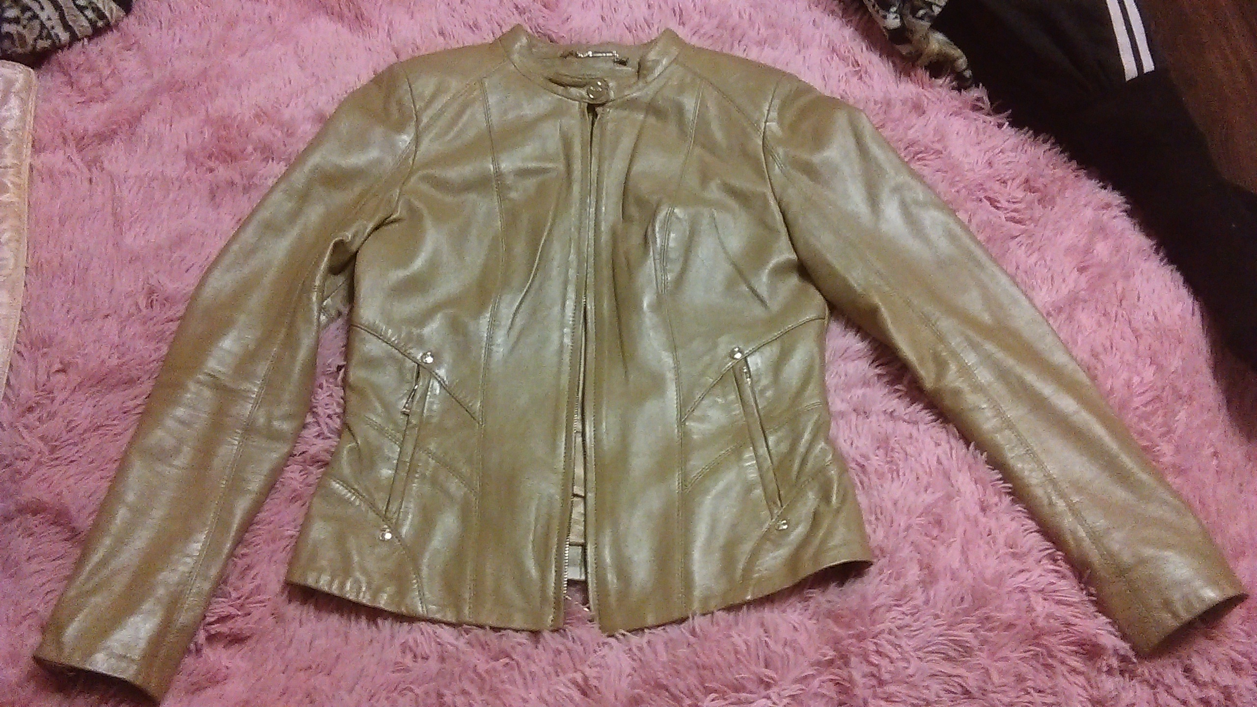 Куртка из натуральной кожи Куртка из натуральной кожи