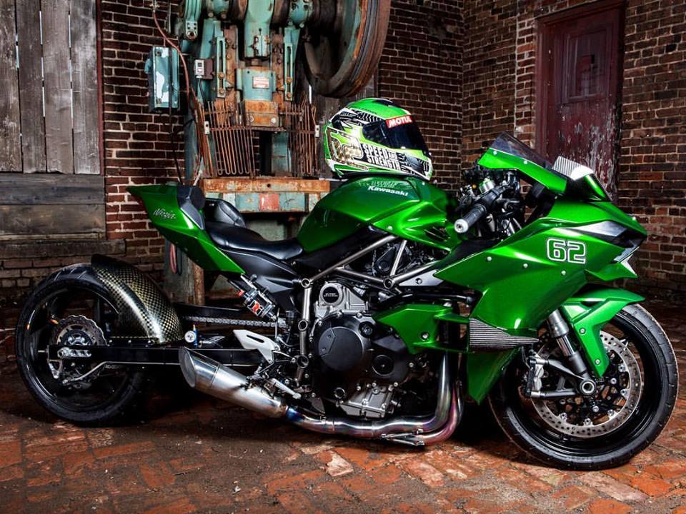 Что представляет из себя спортбайк. Что представляет из себя спортбайк.