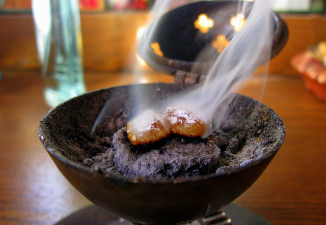 Ладан Ладан