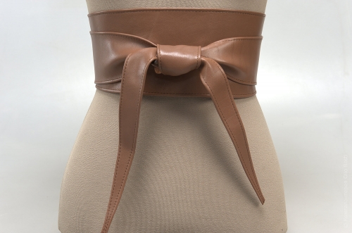 НОВИНКА. САМАЯ ПОПУЛЯРНАЯ МОДЕЛЬ. Мягкий ремень -Кушак Носится на любой одежде: платьях блузках,свитерах,пальто, куртах и шубах НОВИНКА. САМАЯ ПОПУЛЯРНАЯ МОДЕЛЬ. Мягкий ремень -Кушак Носится на любой одежде: платьях блузках,свитерах,пальто, куртах и шубах