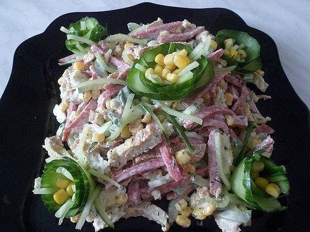 Салат без названия ( но на вкус нежный и вкусный). Салат без названия ( но на вкус нежный и вкусный).