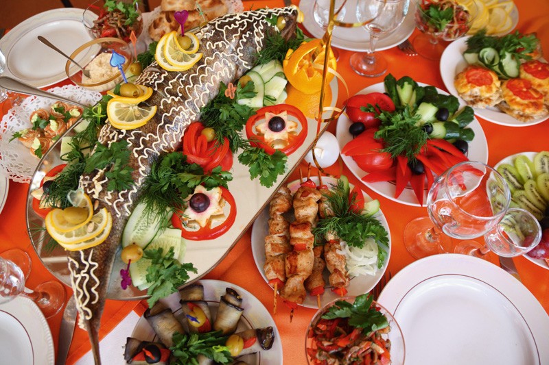 Приглашаем всех желающих пополнить свои запасы ароматными приправками, жгучей аджикой, целебным вареньем из шишек. :) Пусть ваши зимние кулинарные шедевры будут вкусными и полезными :) Приглашаем всех желающих пополнить свои запасы ароматными приправками, жгучей аджикой, целебным вареньем из шишек. :) Пусть ваши зимние кулинарные шедевры будут вкусными и полезными :)