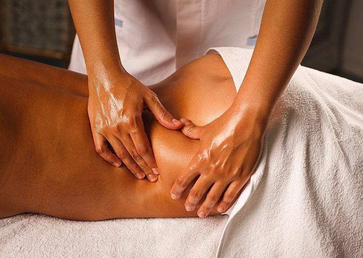 Антицеллюлитный ручной массаж . Моделирование фигуры. Только положительные отзывы. Антицеллюлитный ручной массаж . Моделирование фигуры. Только положительные отзывы.