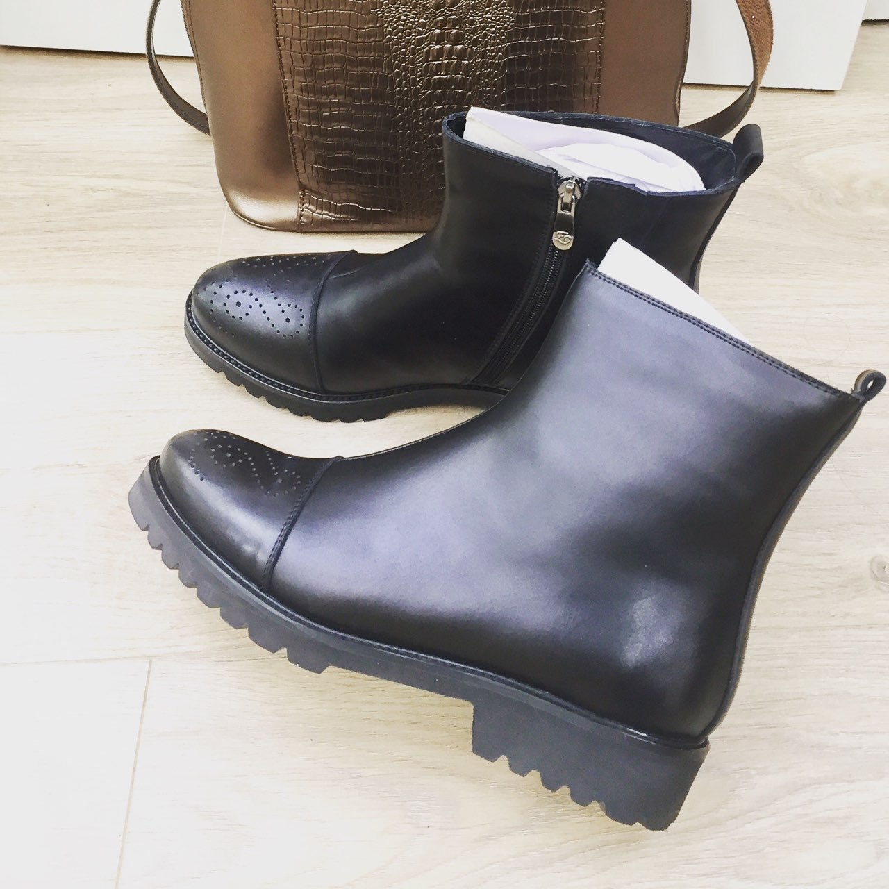 Добиваем ряды в обувной закупке)Скоро стоп. Добиваем ряды в обувной закупке)Скоро стоп.