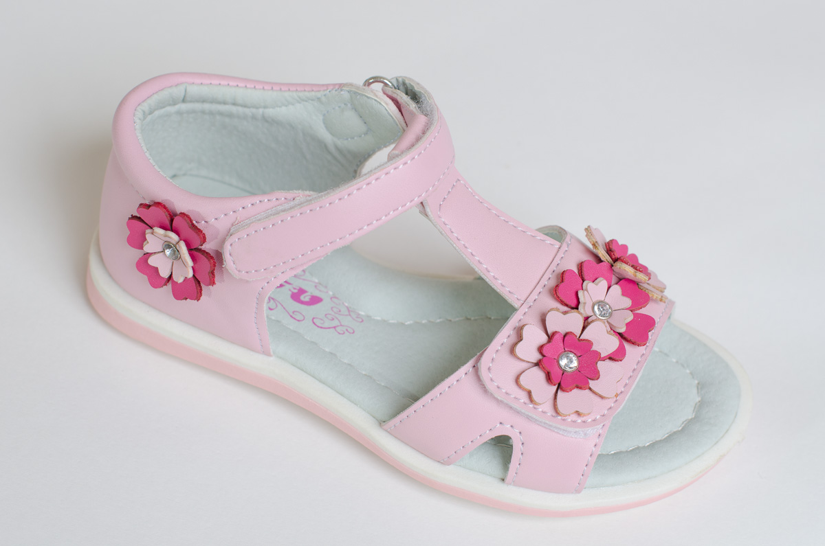 Закрываем рядочки по сандаликам! Последний выкуп в этом сезоне, ТАКИХ ЦЕН нигде нет :) СТОП во вторник. Закрываем рядочки по сандаликам! Последний выкуп в этом сезоне, ТАКИХ ЦЕН нигде нет :) СТОП во вторник.