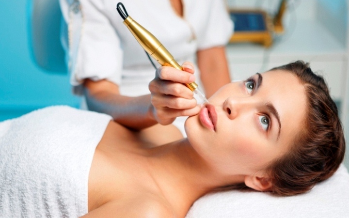 Перманентный макияж ( татуаж) бровей, глаз, губ. Акционные цены Перманентный макияж ( татуаж) бровей, глаз, губ. Акционные цены