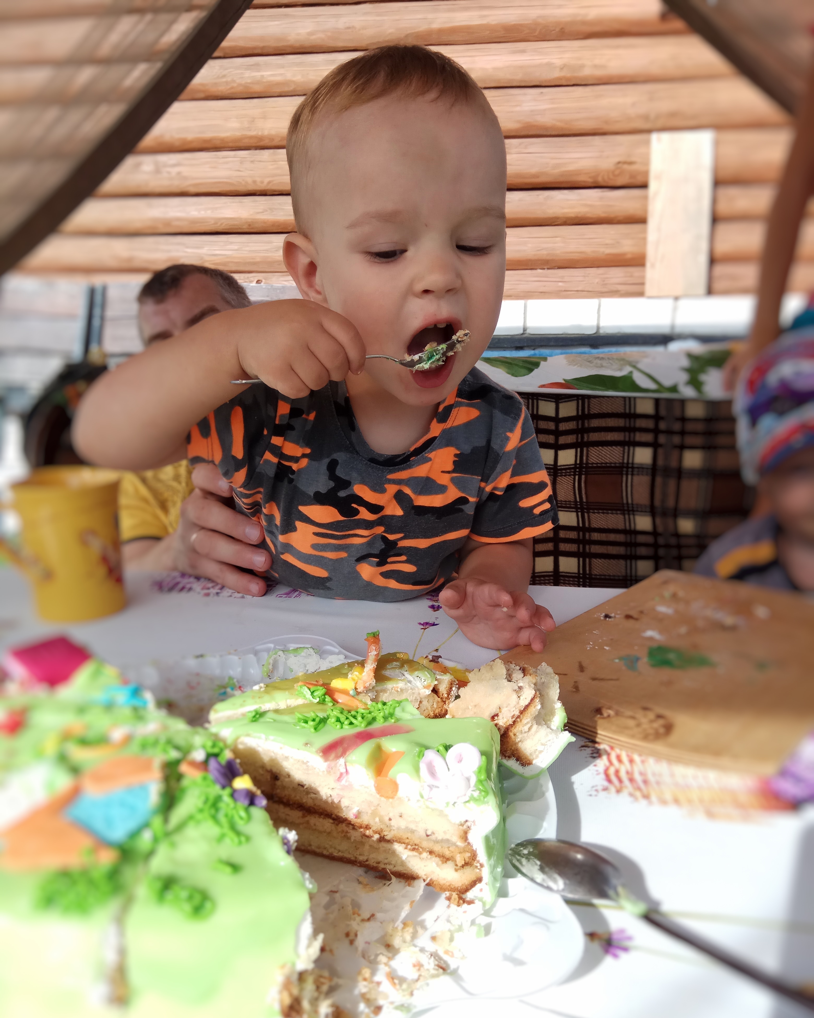 🍁 1 сентября - такой разный для всех день: кто-то радуется, кто-то грустит, а кто-то "хомячит" торт 🍰 #егорхрущев #безусловнаялюбовь #радостькаждыйдень #немогулюблютрамвайкуплю #1сентября #вдеревне #омномном #Моё #торт #п 🍁 1 сентября - такой разный для всех день: кто-то радуется, кто-то грустит, а кто-то "хомячит" торт 🍰 #егорхрущев #безусловнаялюбовь #радостькаждыйдень #немогулюблютрамвайкуплю #1сентября #вдеревне #омномном #Моё #торт #п