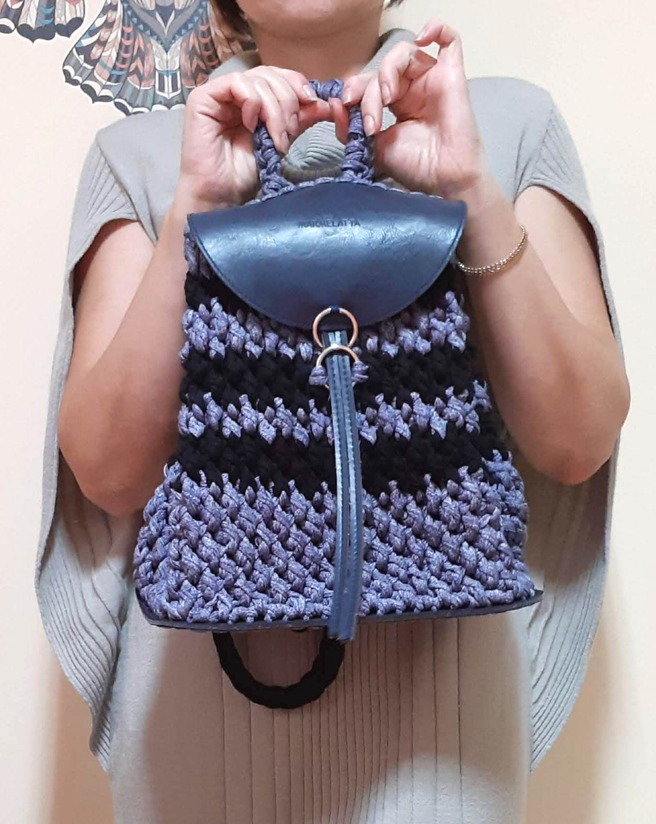 Три сумки из трикотажной пряжи! очень стильные и очень разные! Три сумки из трикотажной пряжи! очень стильные и очень разные!