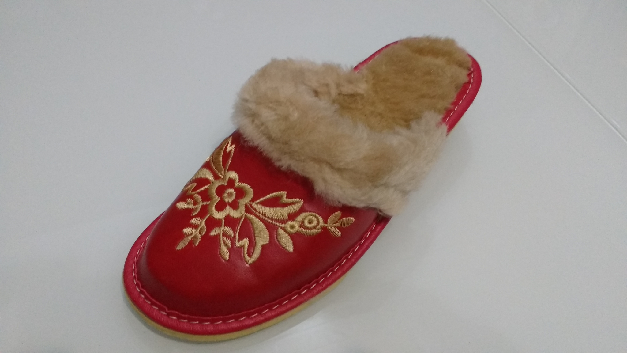 Красивые и комфортные тапочки из натуральных материалов. Стельки с анатомическим профилем обеспечат отдых Вашим ножкам! Без рядов! Выкуп 20. Много новинок + любимые модельки в новых расцветках! Красивые и комфортные тапочки из натуральных материалов. Стельки с анатомическим профилем обеспечат отдых Вашим ножкам! Без рядов! Выкуп 20. Много новинок + любимые модельки в новых расцветках!