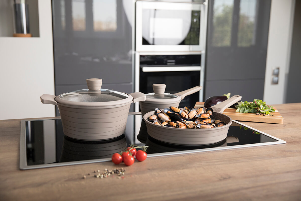 Распродажа сковородок, кастрюль,форм для выпечки, кухонных принадлежностей M*ou*l*in*V*i*ll*a!!! Распродажа сковородок, кастрюль,форм для выпечки, кухонных принадлежностей M*ou*l*in*V*i*ll*a!!!