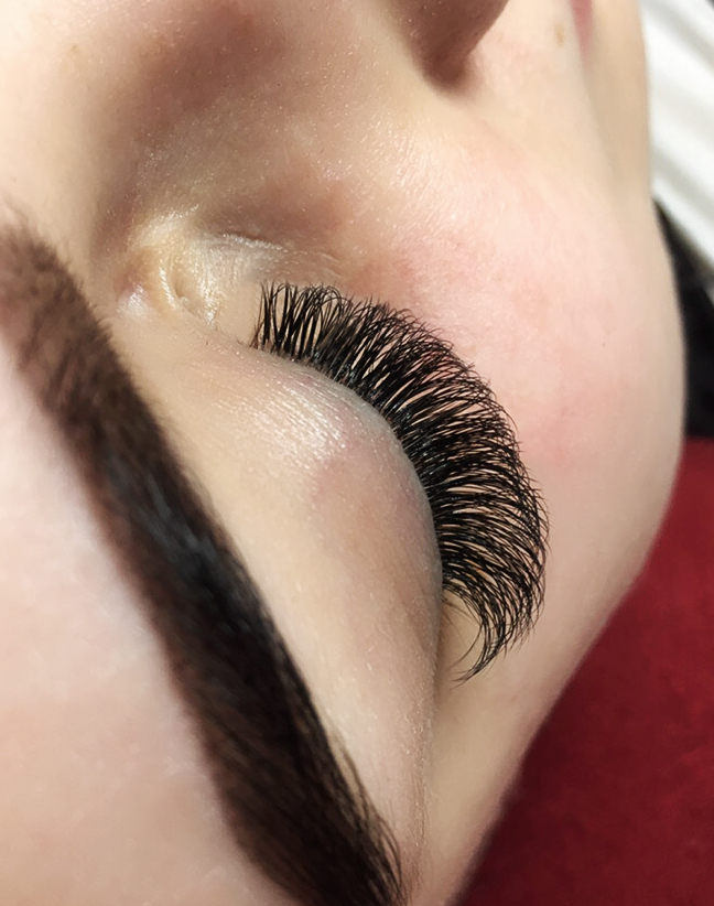 на воскресенье в 14:00 место на реснички! на воскресенье в 14:00 место на реснички!