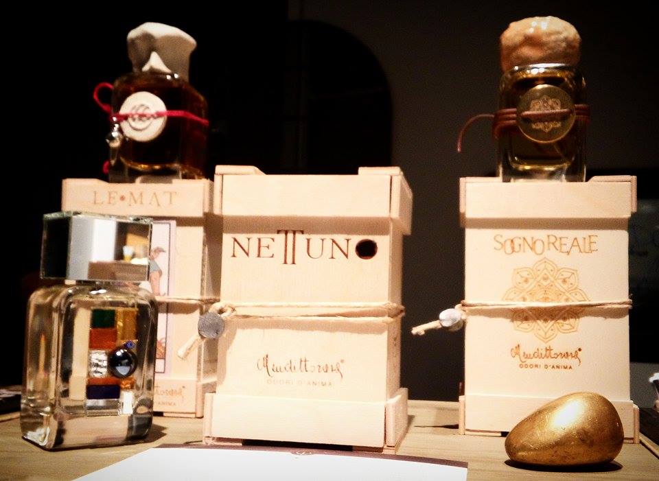 Сбор заказов.Нишевая парфюмерия. Самые редкие, избранные, драгоценные образцы мира ароматов, известные лишь в узких кругах. Это что-то особенное, незабываемое и неповторимое! Галерея распива. Август. Новинки! Сбор заказов.Нишевая парфюмерия. Самые редкие, избранные, драгоценные образцы мира ароматов, известные лишь в узких кругах. Это что-то особенное, незабываемое и неповторимое! Галерея распива. Август. Новинки!