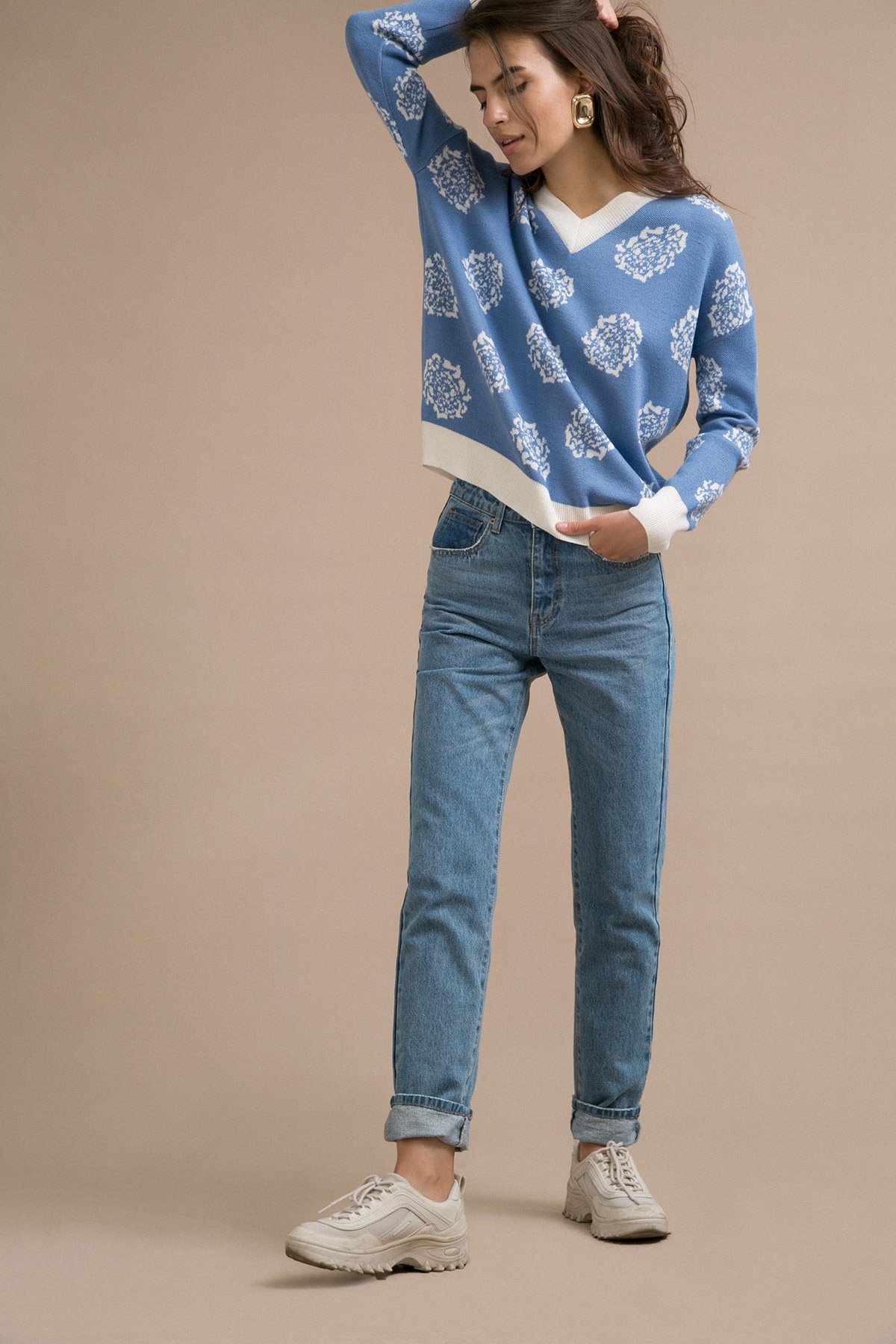 Быть в тренде — это уникальная возможность создать свой дизайнерский образ на любой случай. Мы представляем одежду во всех основных стилях: деловой, праздничный и повседневны Быть в тренде — это уникальная возможность создать свой дизайнерский образ на любой случай. Мы представляем одежду во всех основных стилях: деловой, праздничный и повседневны