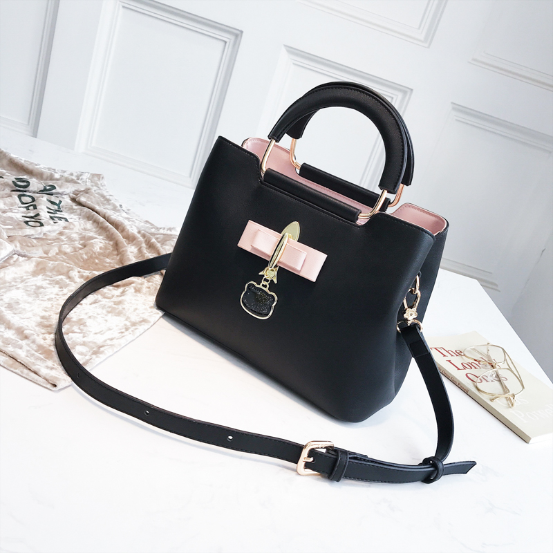 Сумки с великолепным дизайном и превосходным качеством. Так же есть сумки и ремни для мужчин, рюкзаки для детей. Выкуп 45 Сумки с великолепным дизайном и превосходным качеством. Так же есть сумки и ремни для мужчин, рюкзаки для детей. Выкуп 45