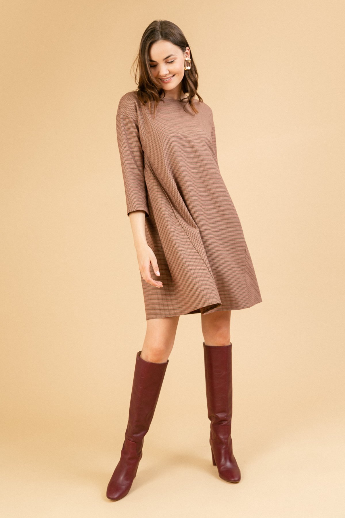 Из 100 мужчин 67 обернутся вслед красотке в платье Из 100 мужчин 67 обернутся вслед красотке в платье